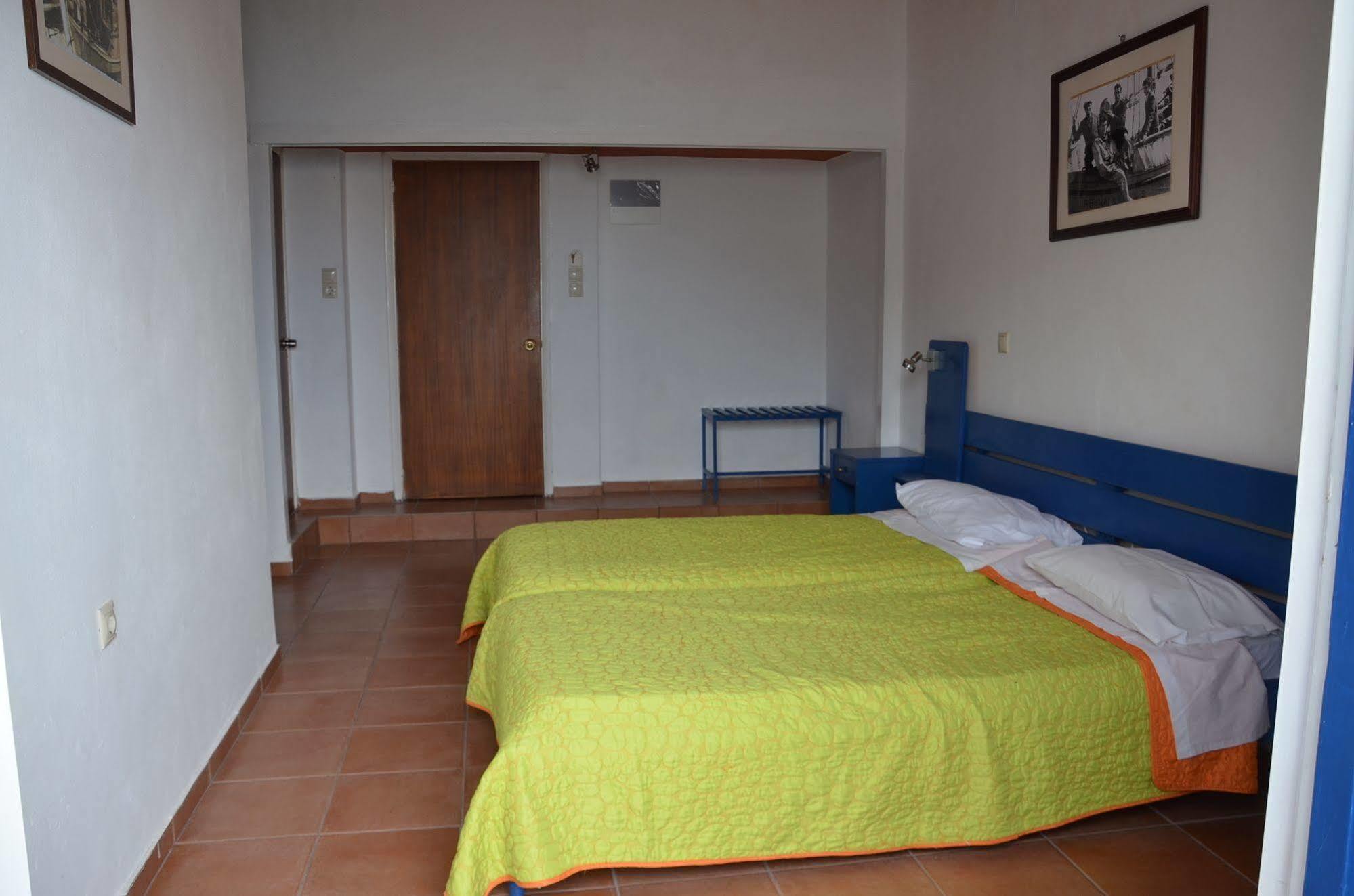 Themis Hotel Myrties Esterno foto