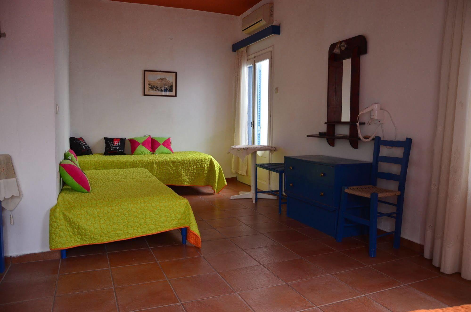 Themis Hotel Myrties Esterno foto